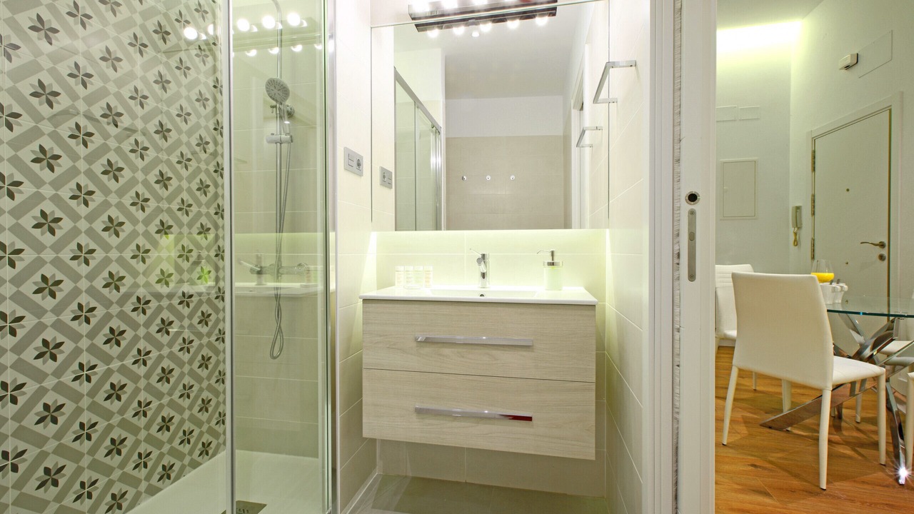 Photo of Bathroom in Golden Triangle of Art