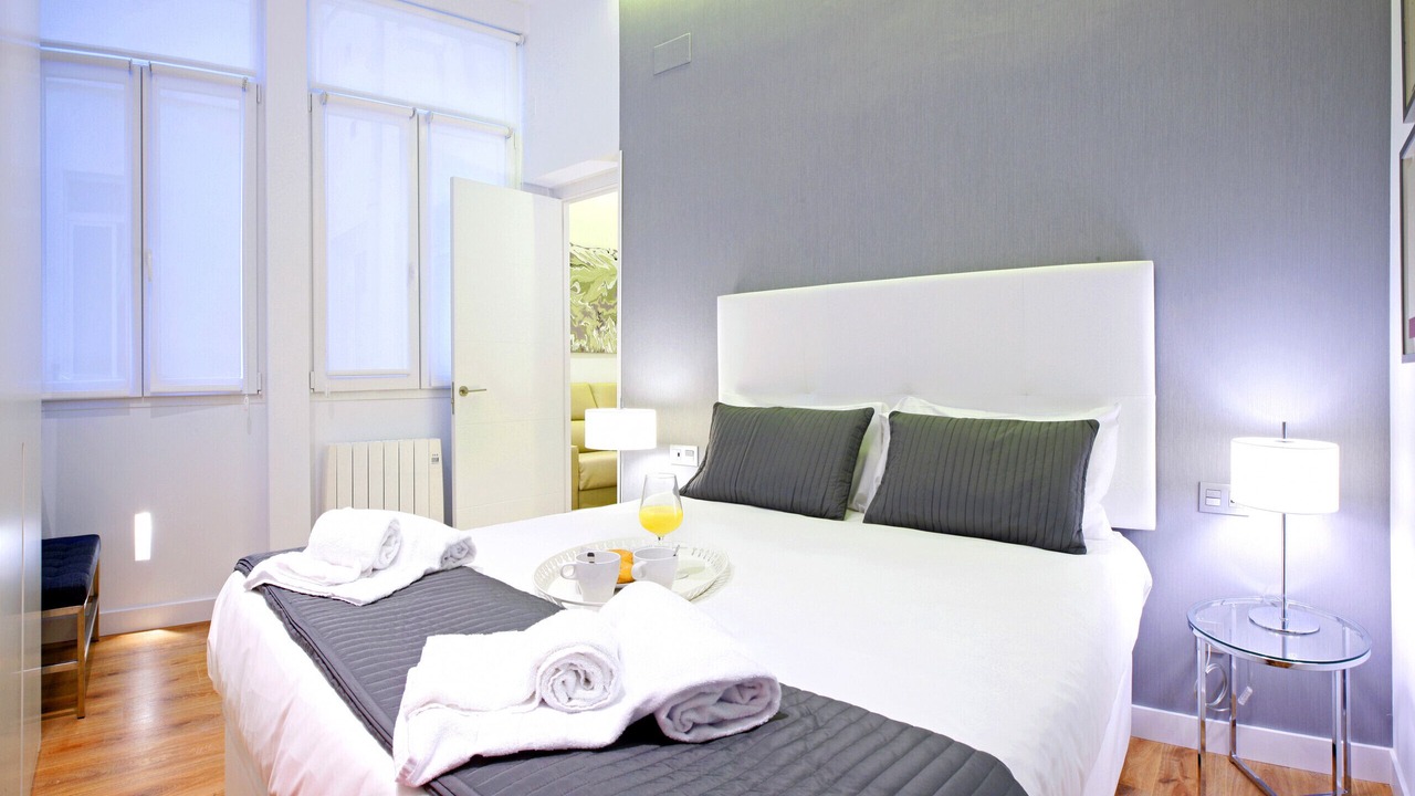 Photo of Bedroom in Golden Triangle of Art