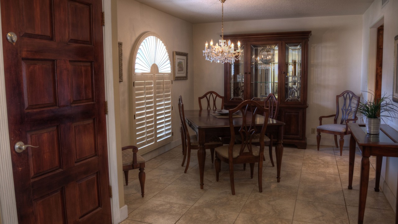 Photo of Bedroom in Raskin Estates
