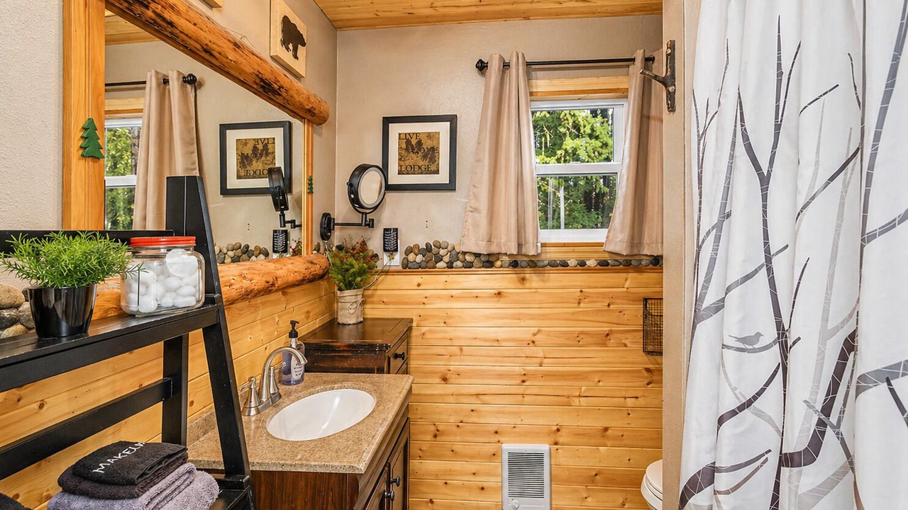 Photo of Bathroom in Ardenvoir