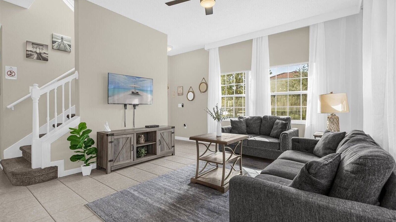 Photo of Livingroom in Bay Lake
