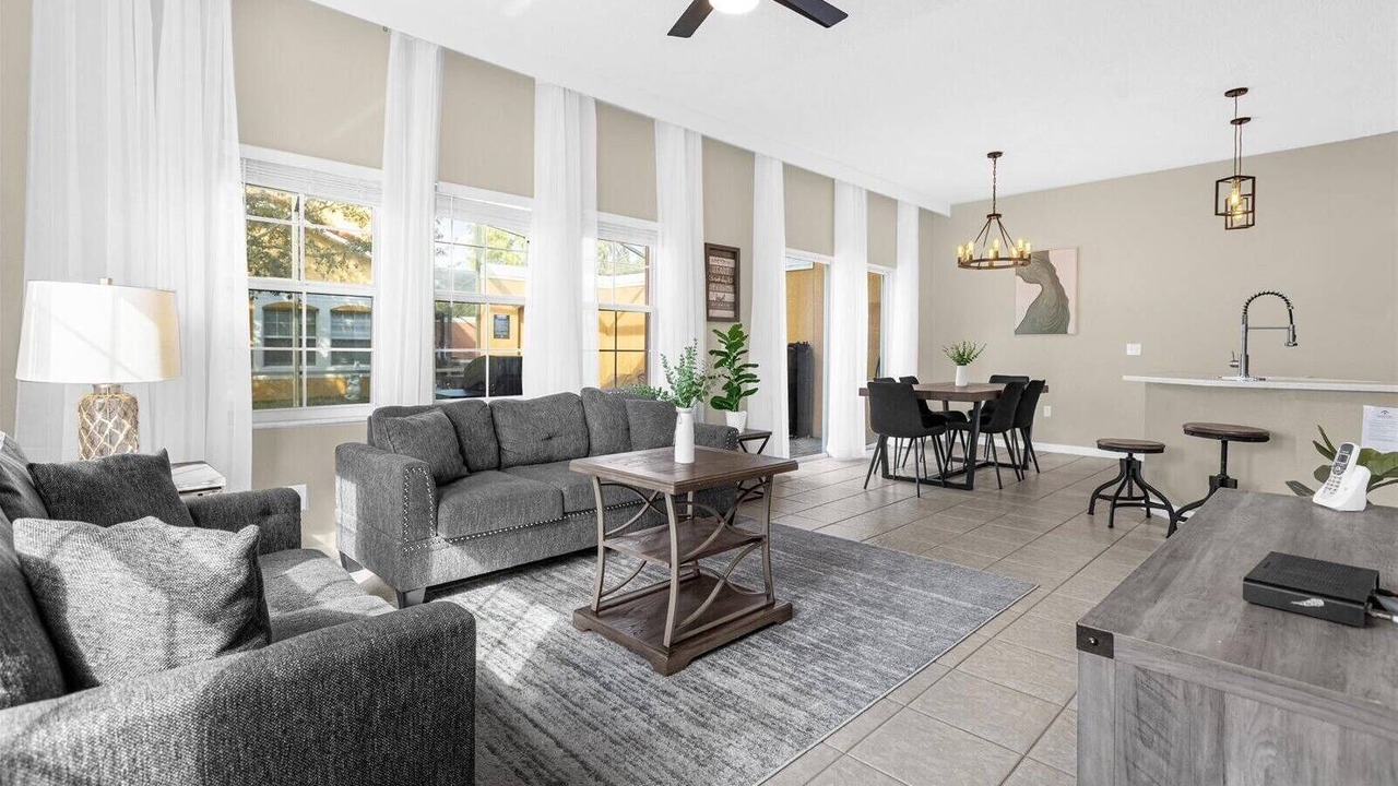 Photo of Livingroom in Bay Lake