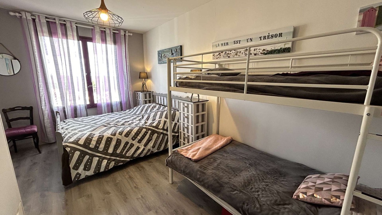 Photo of Bedroom in Saint-Jean-de-Monts