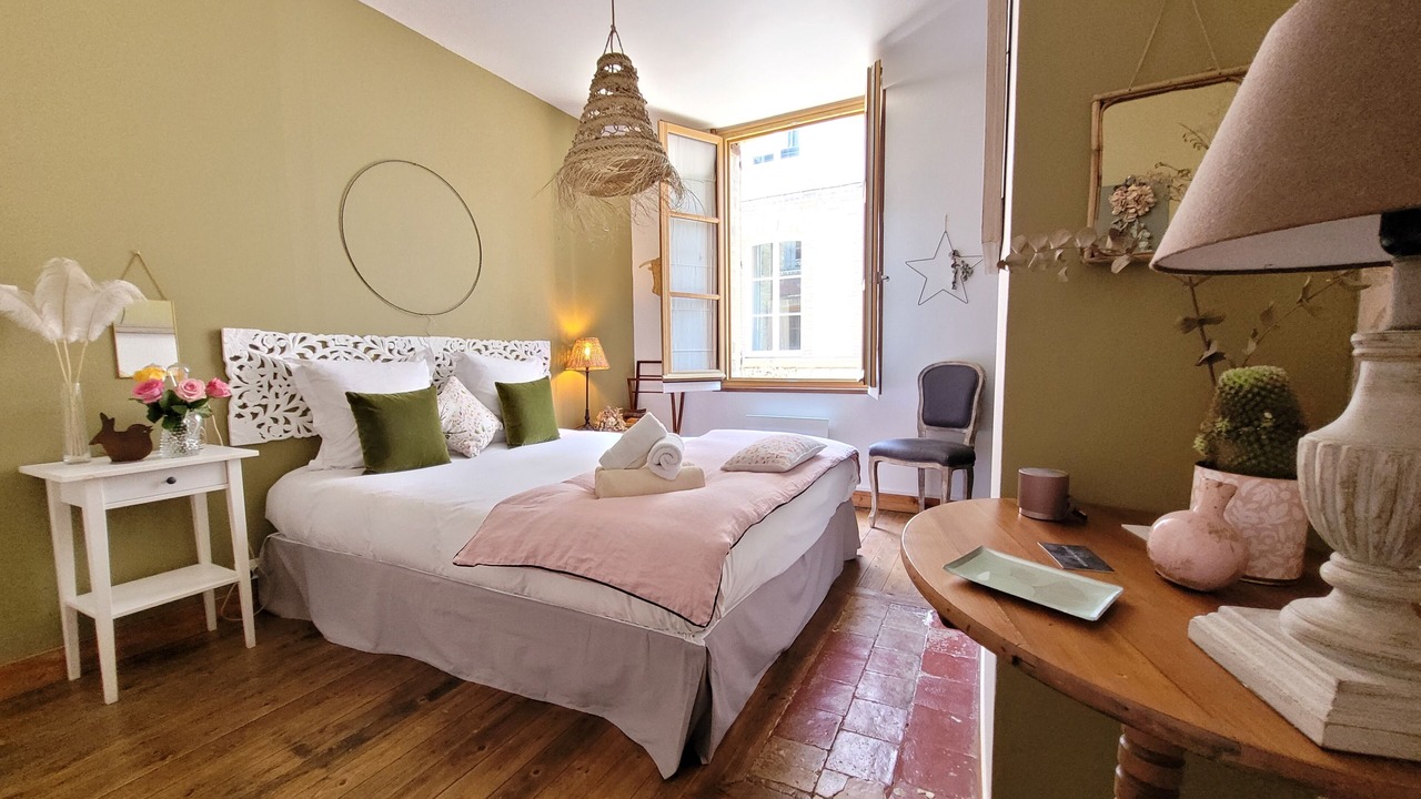 Photo of Bedroom in Honfleur