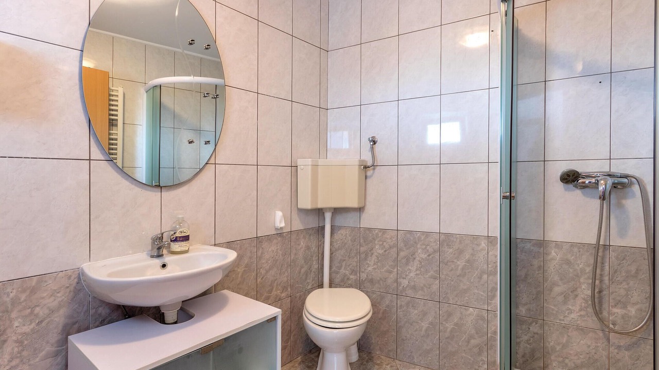 Photo of Bathroom in Valbandon