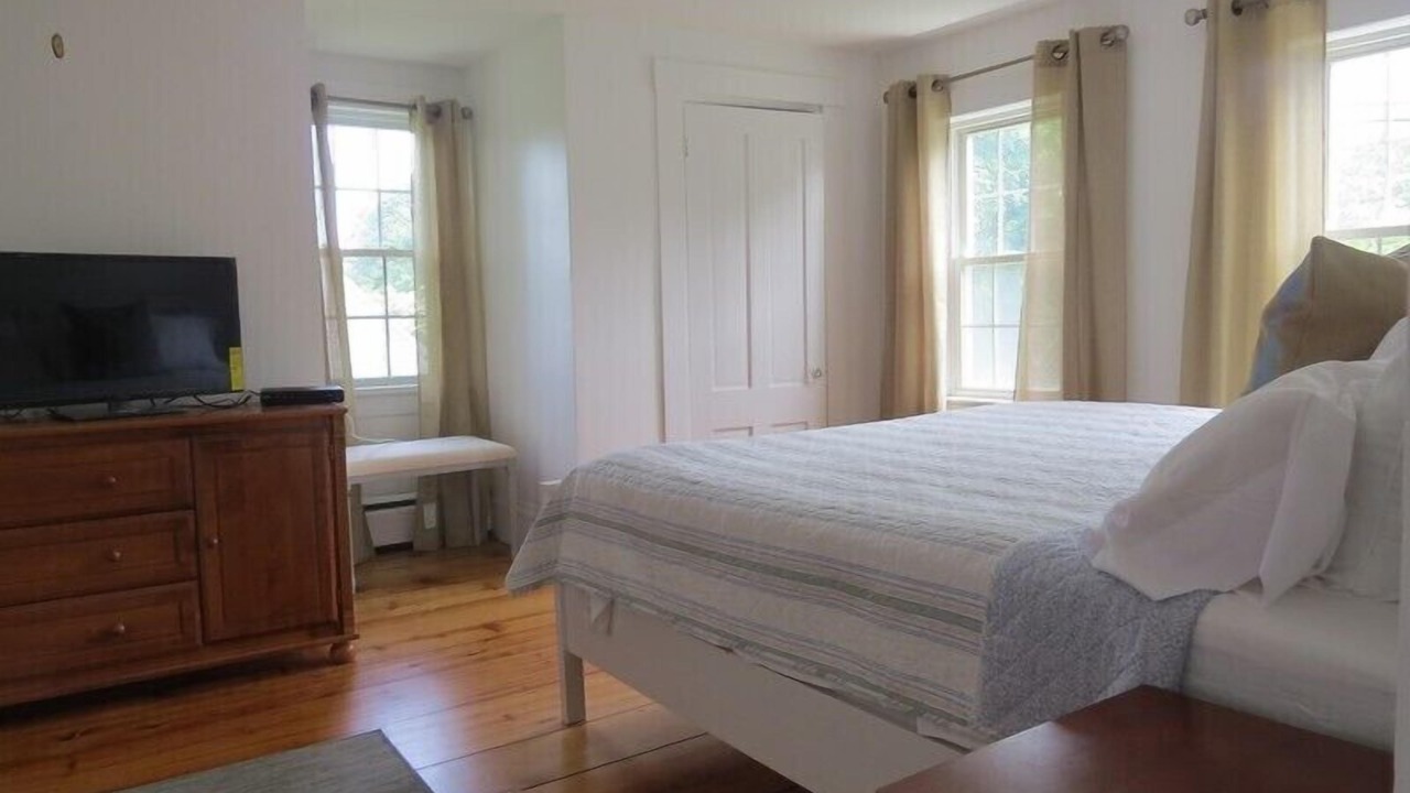 Photo of Bedroom in Chatham