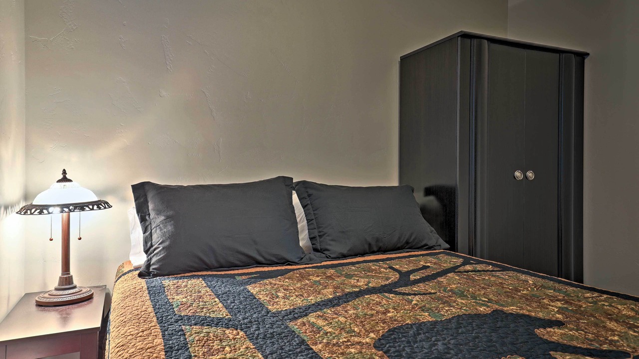 Photo of Bedroom in Mammoth Creek