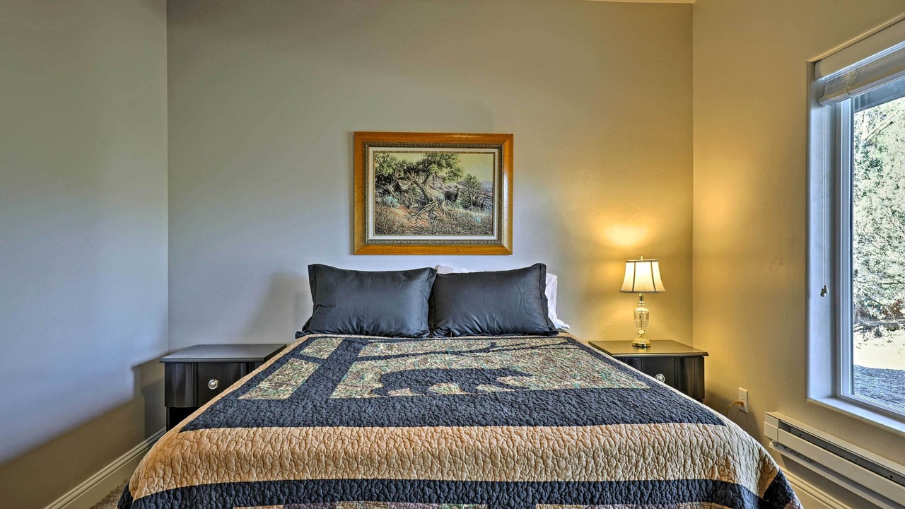 Photo of Bedroom in Mammoth Creek