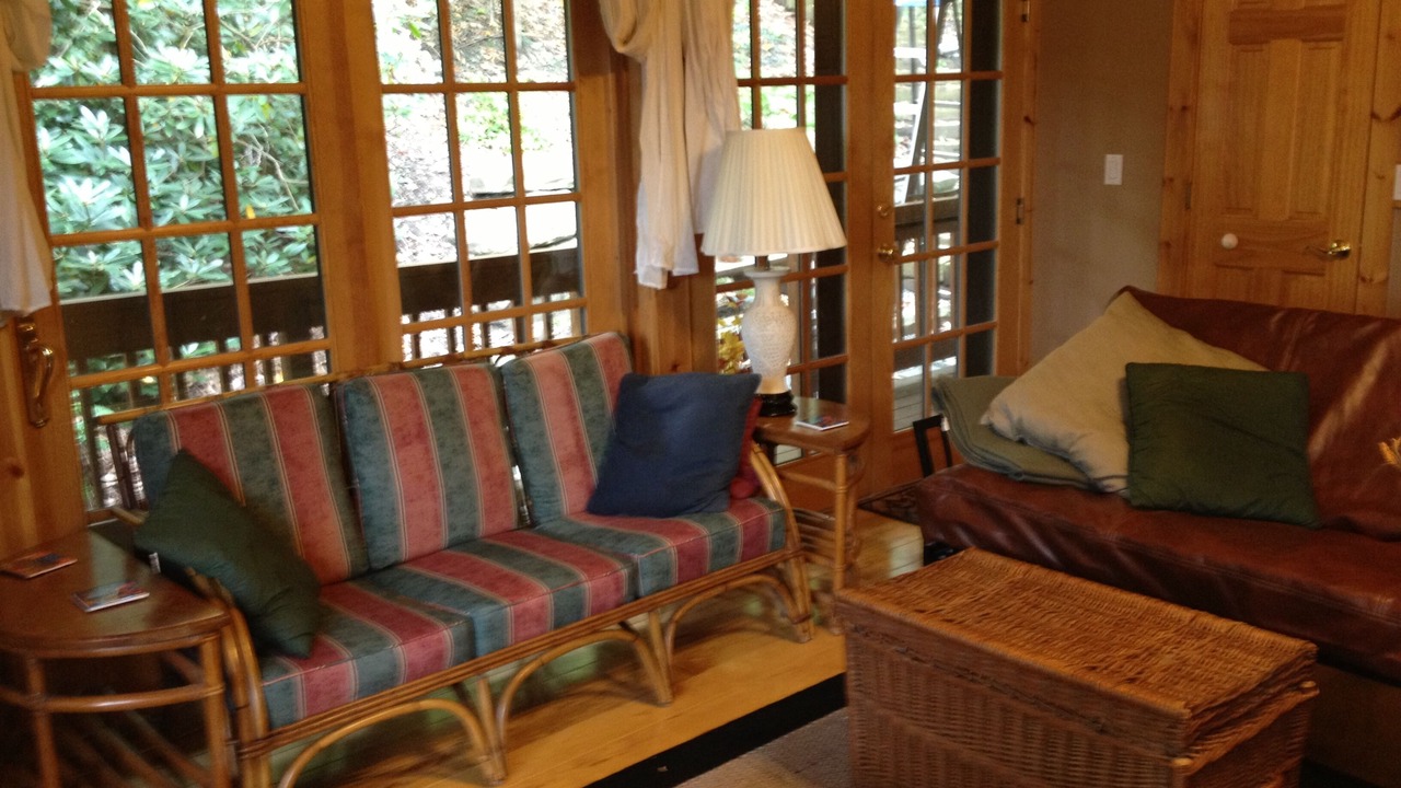 Photo of Livingroom in Northwest Ithaca
