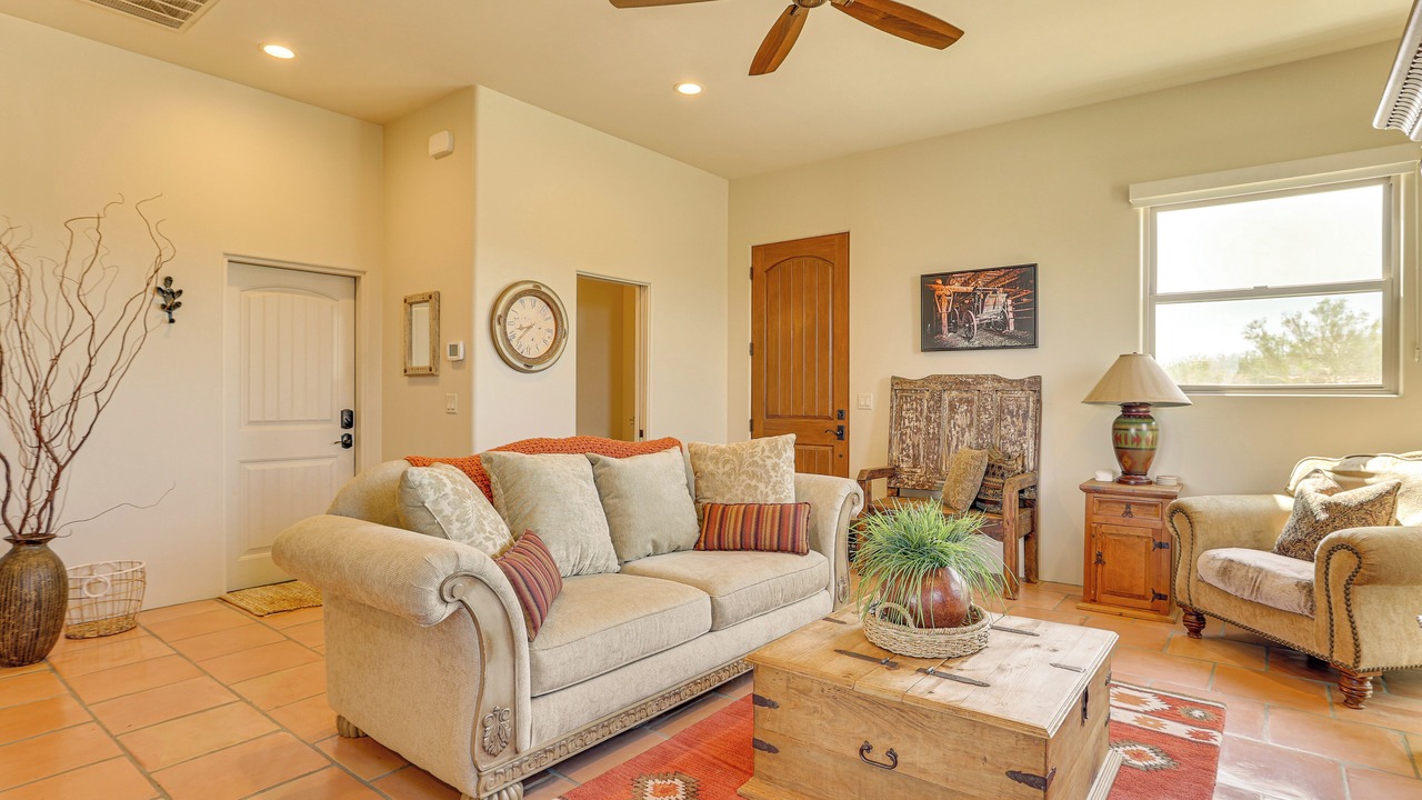 Photo of Livingroom in Rio Verde Foothills