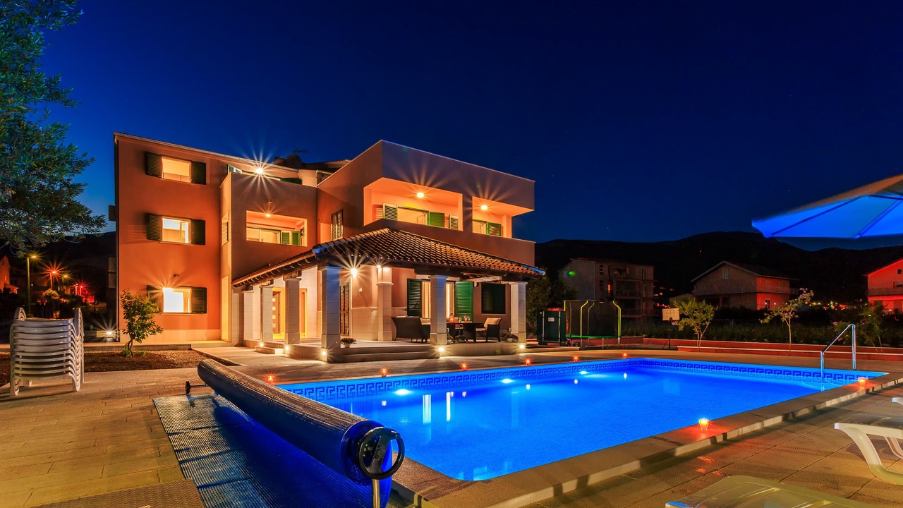 Photo of Outdoor in Rudine