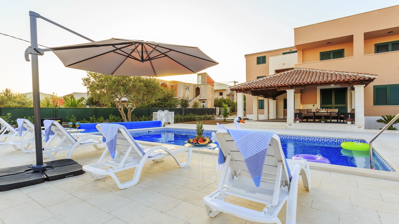 Photo of Outdoor in Rudine