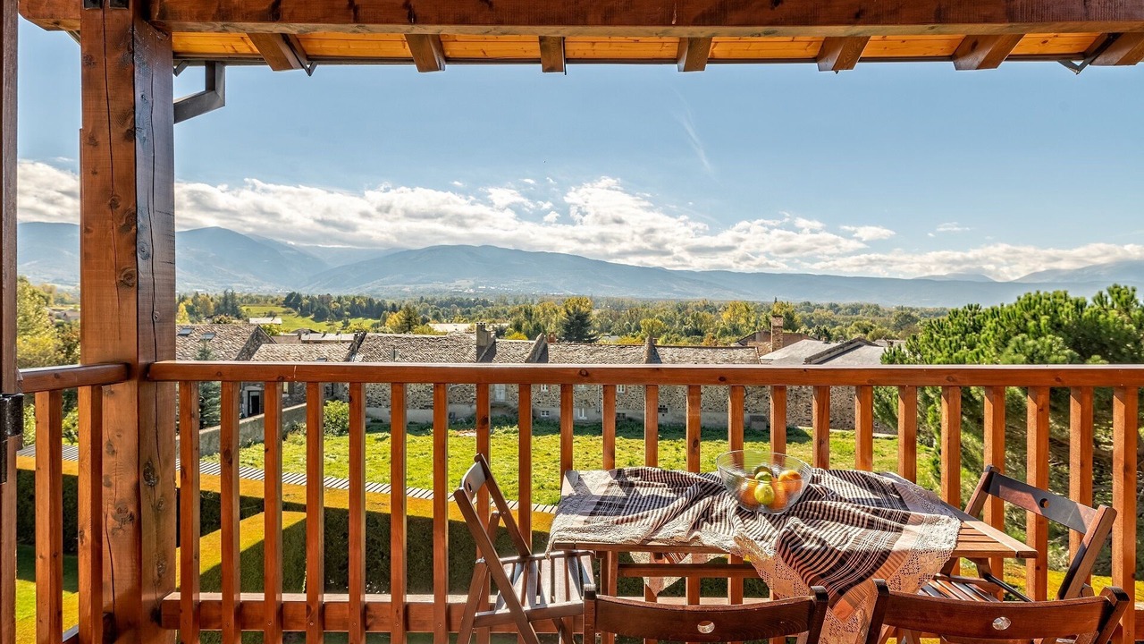 Photo of Outdoor in Estavar