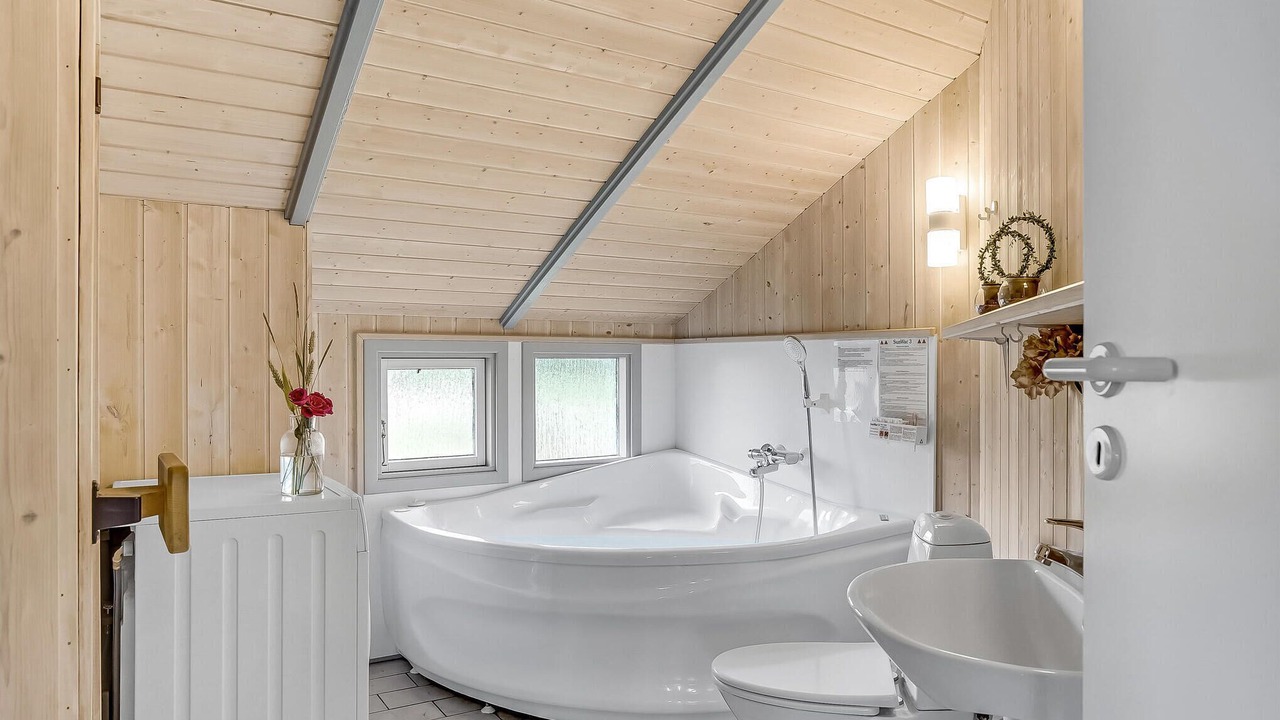 Photo of Bathroom in Haurvig