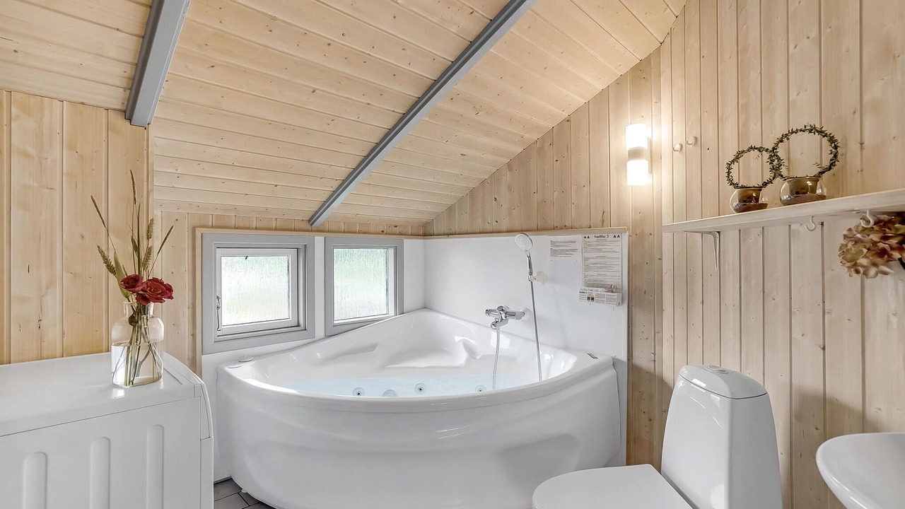 Photo of Bathroom in Haurvig