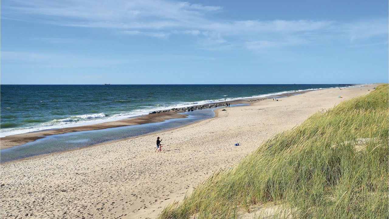 Photo of Others in Vrist Strand