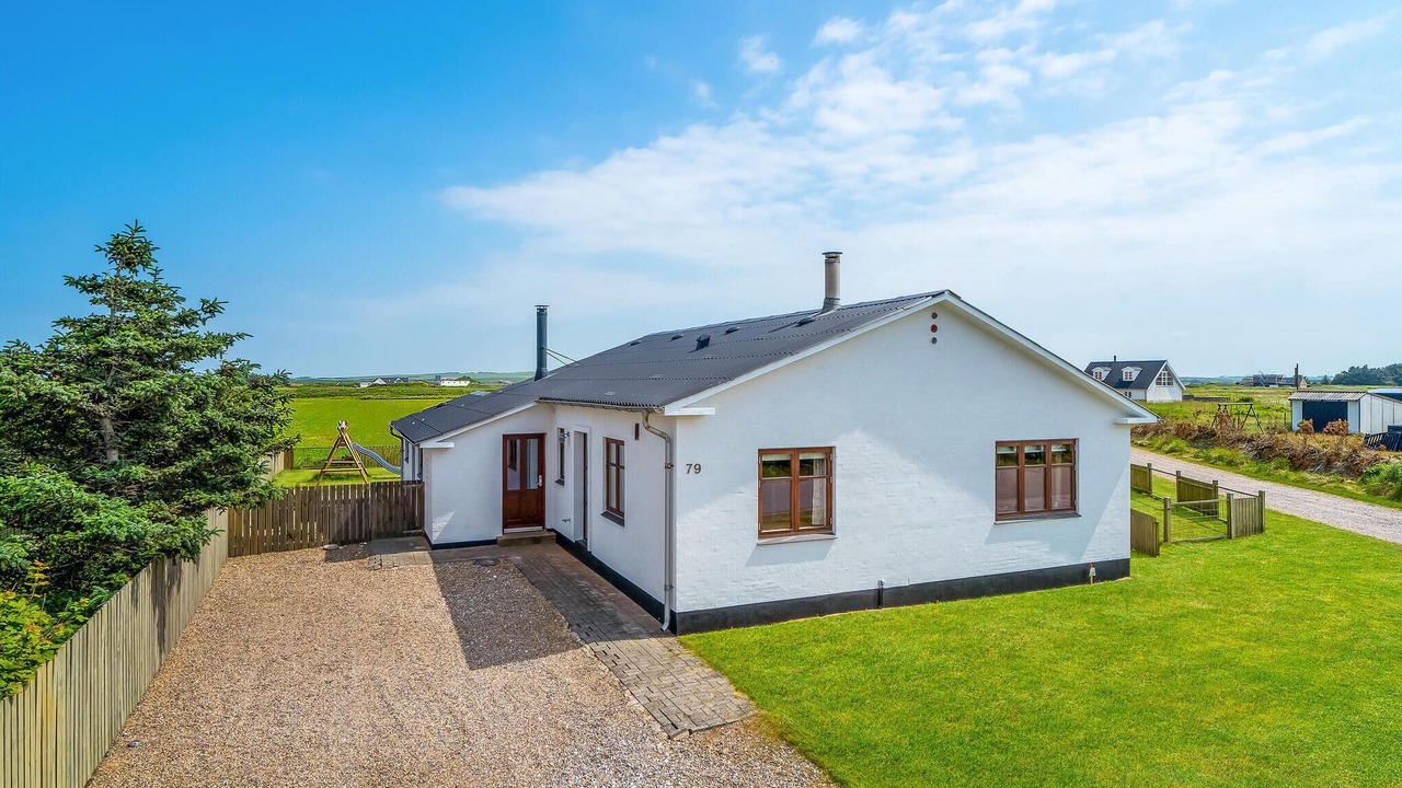 Photo of Outdoor in Vrist Strand