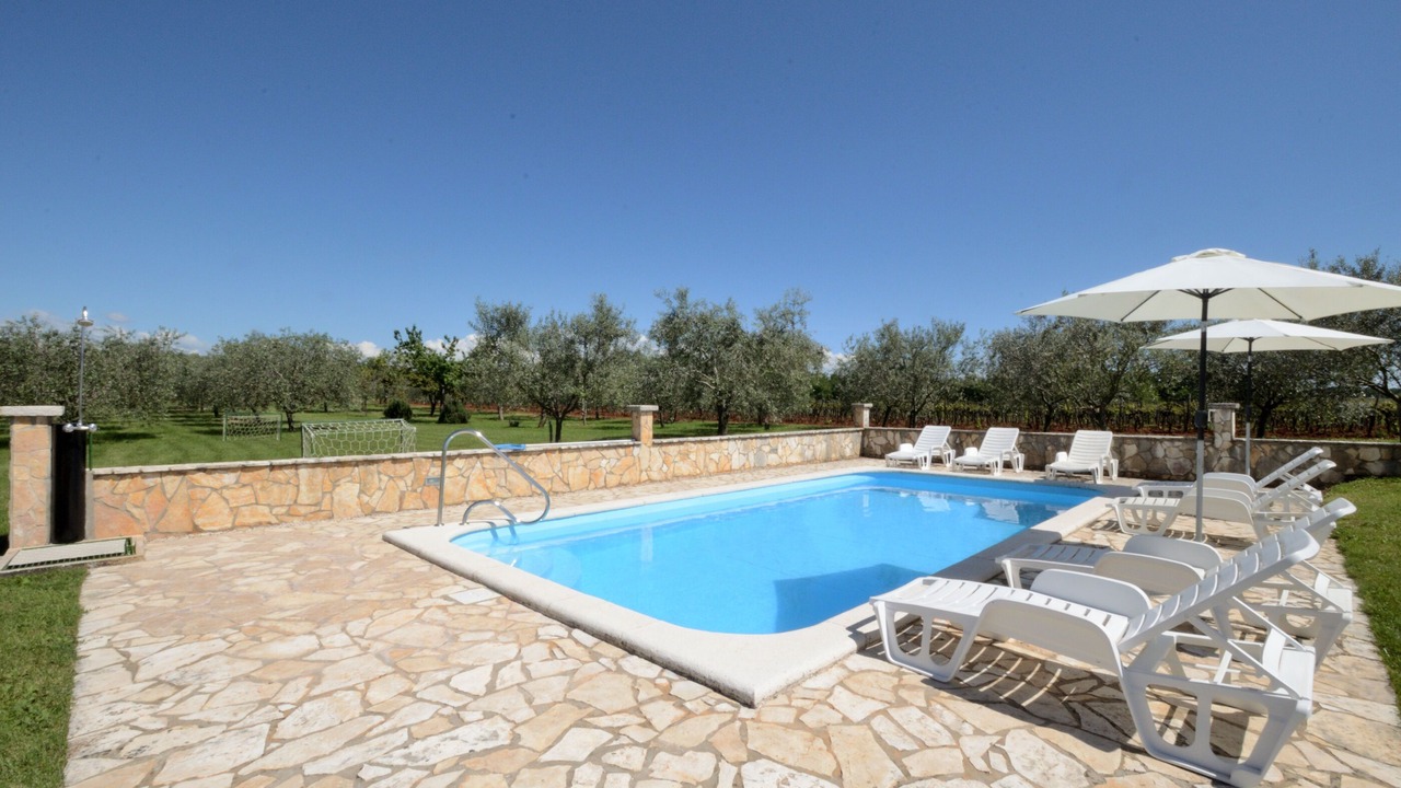 Photo of Outdoor in Lasici