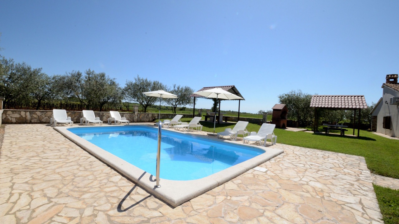 Photo of Outdoor in Lasici