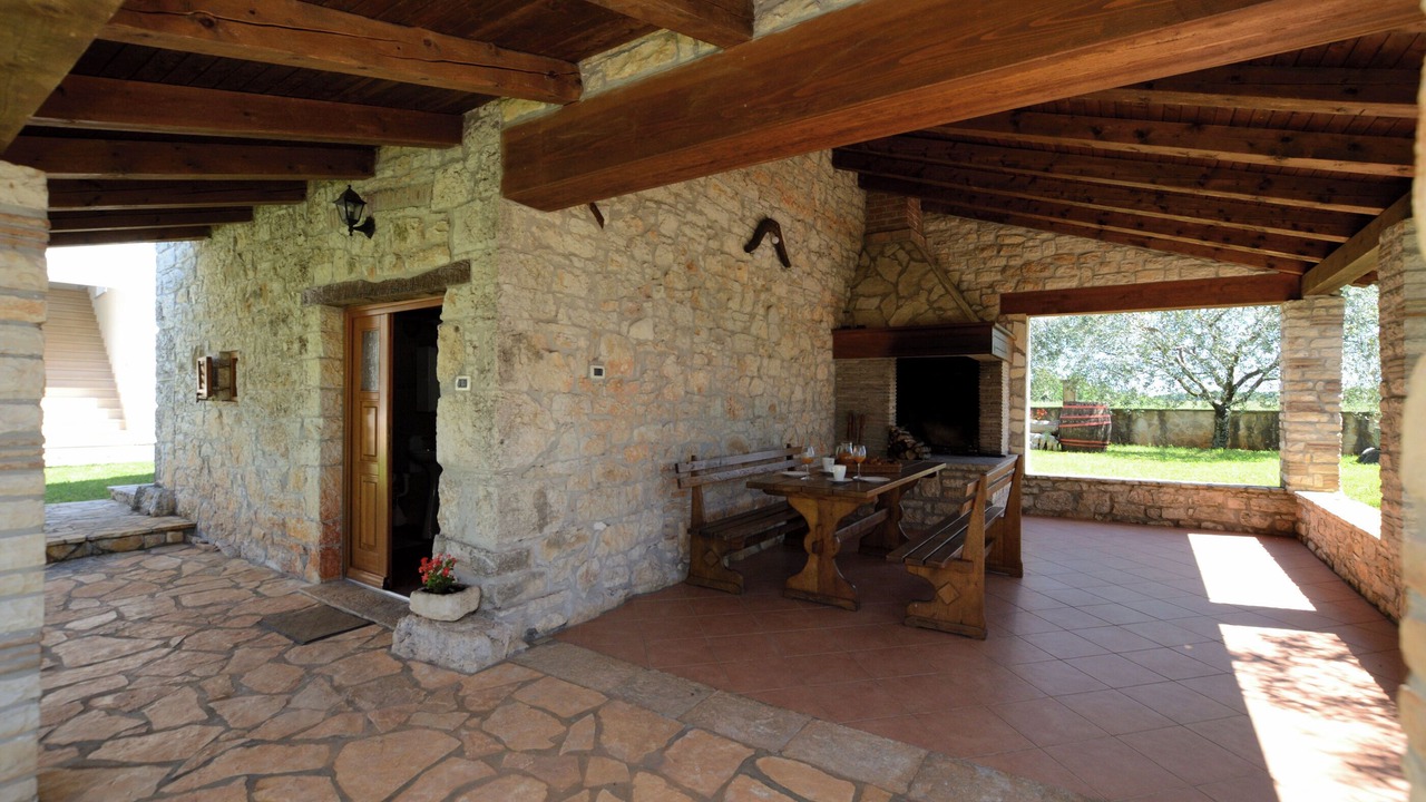 Photo of Outdoor in Lasici