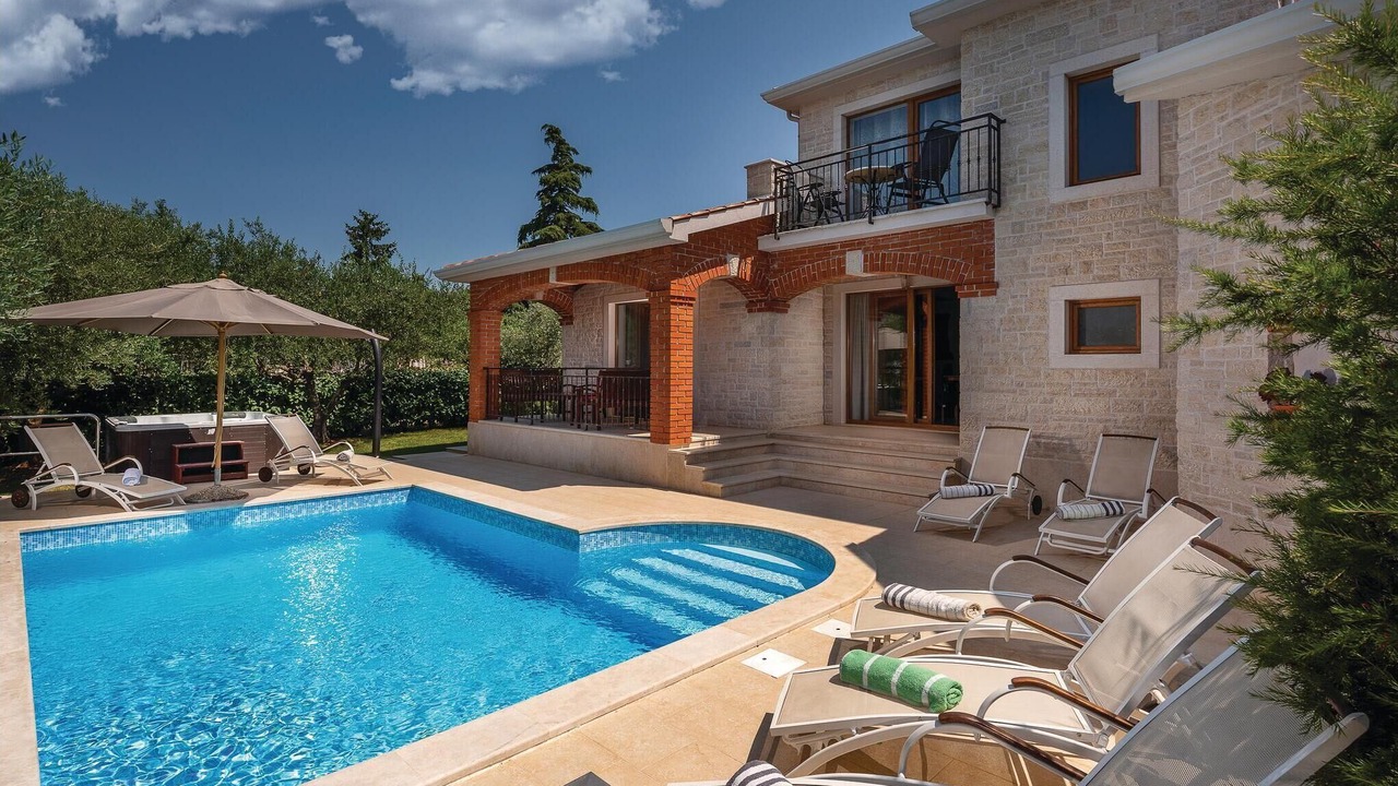 Photo of Outdoor in Vabriga