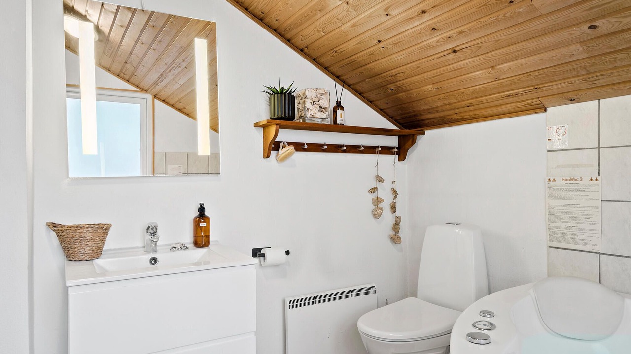 Photo of Bathroom in Vorupør