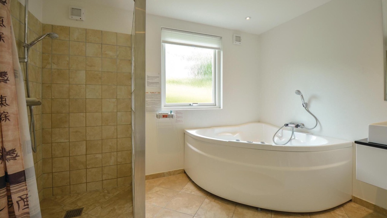 Photo of Bathroom in Lyngsbæk Strand