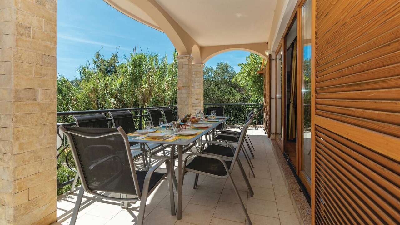 Photo of Patio Balcony in Preko