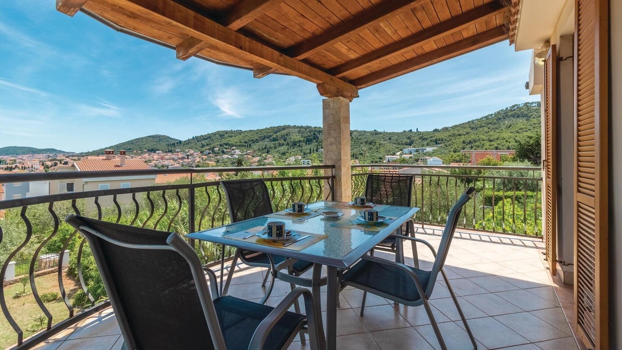 Photo of Patio Balcony in Preko