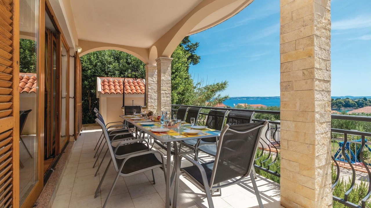 Photo of Patio Balcony in Preko
