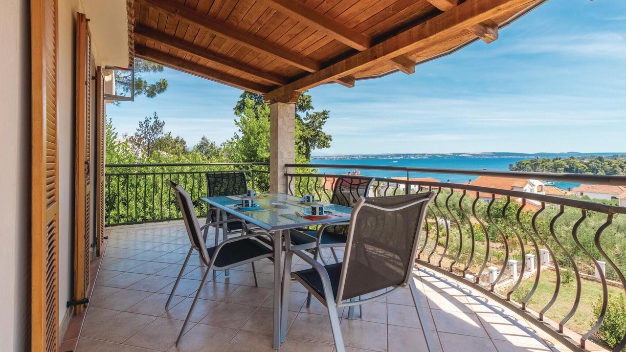 Photo of Patio Balcony in Preko