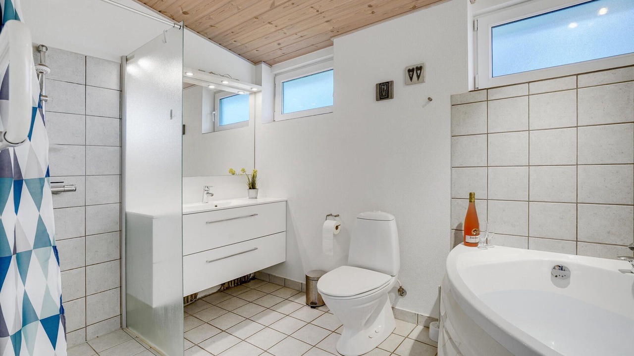 Photo of Bathroom in Øer Strand