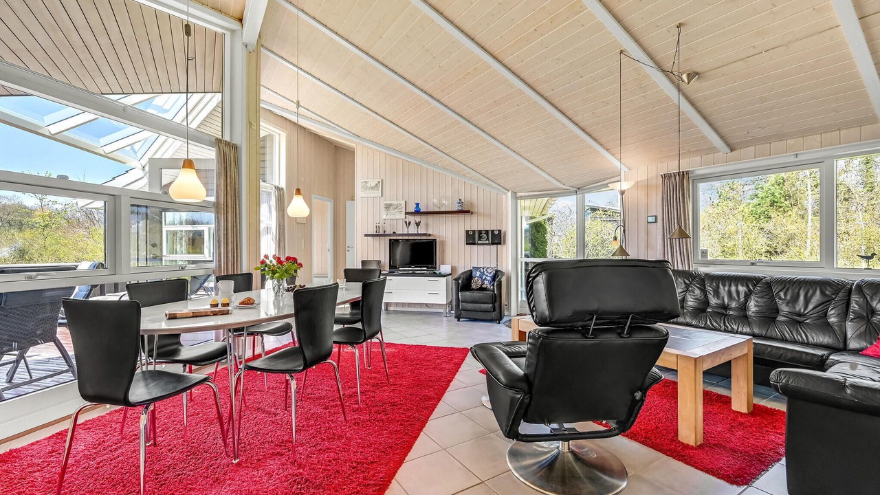 Photo of Bedroom in Hov