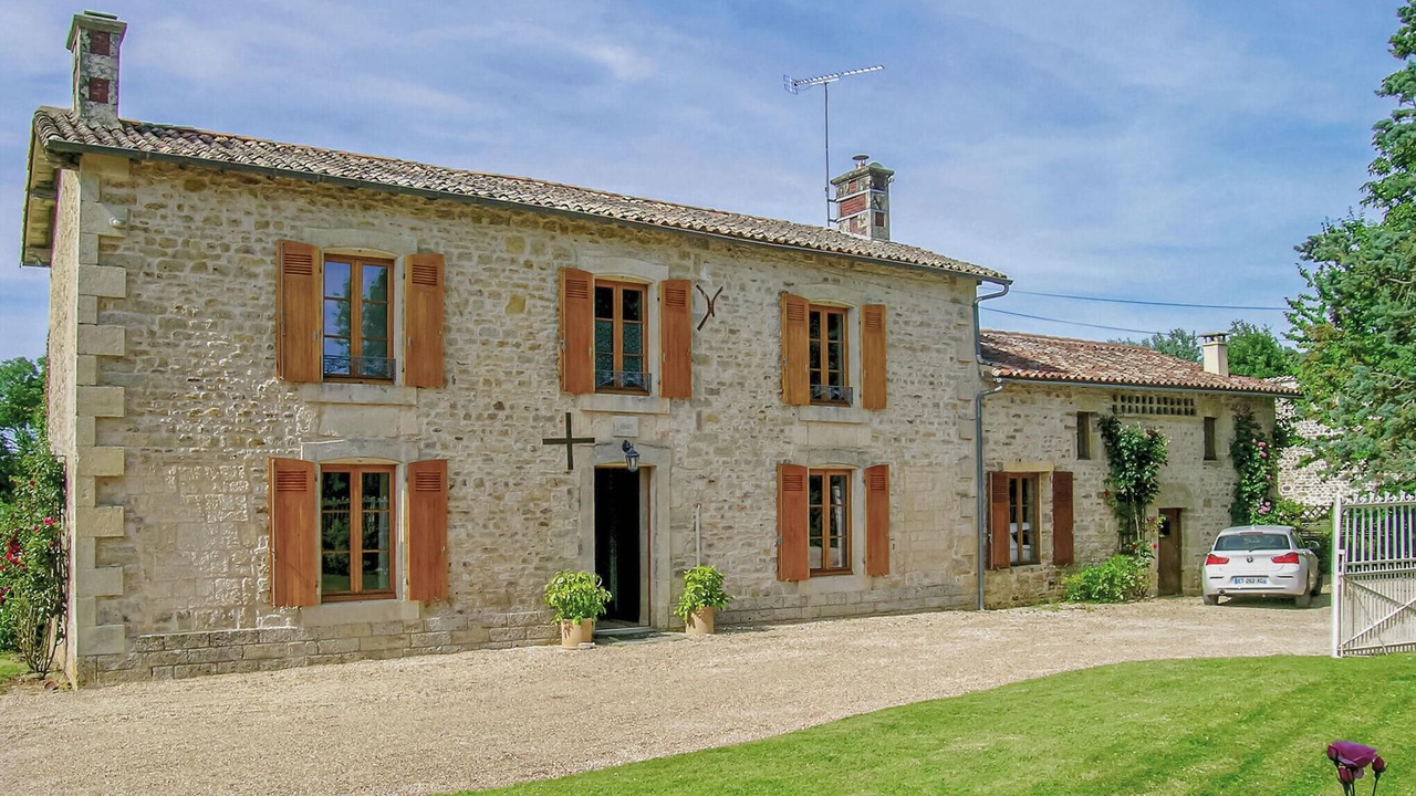 Photo of Others in Bagnault