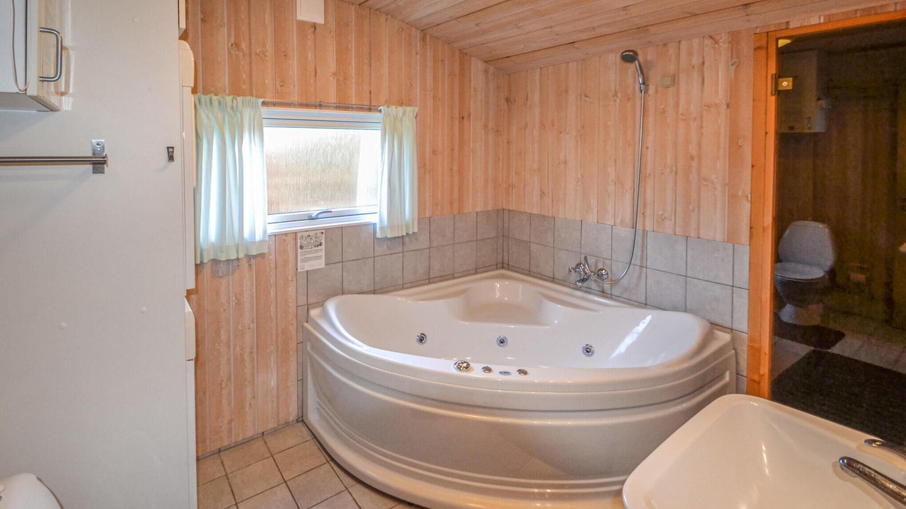 Photo of Bathroom in Fjellerup Strand