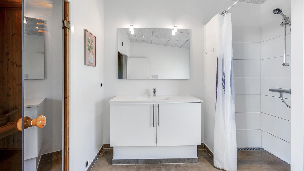 Photo of Bathroom in Fynshav