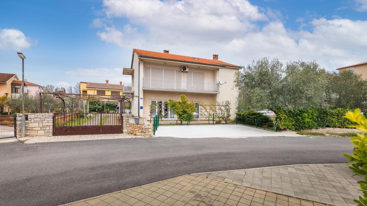 Photo of Outdoor in Valbandon