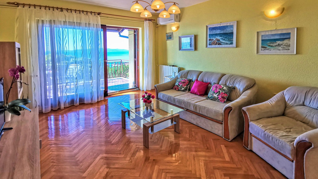 Photo of Bedroom in Pobri