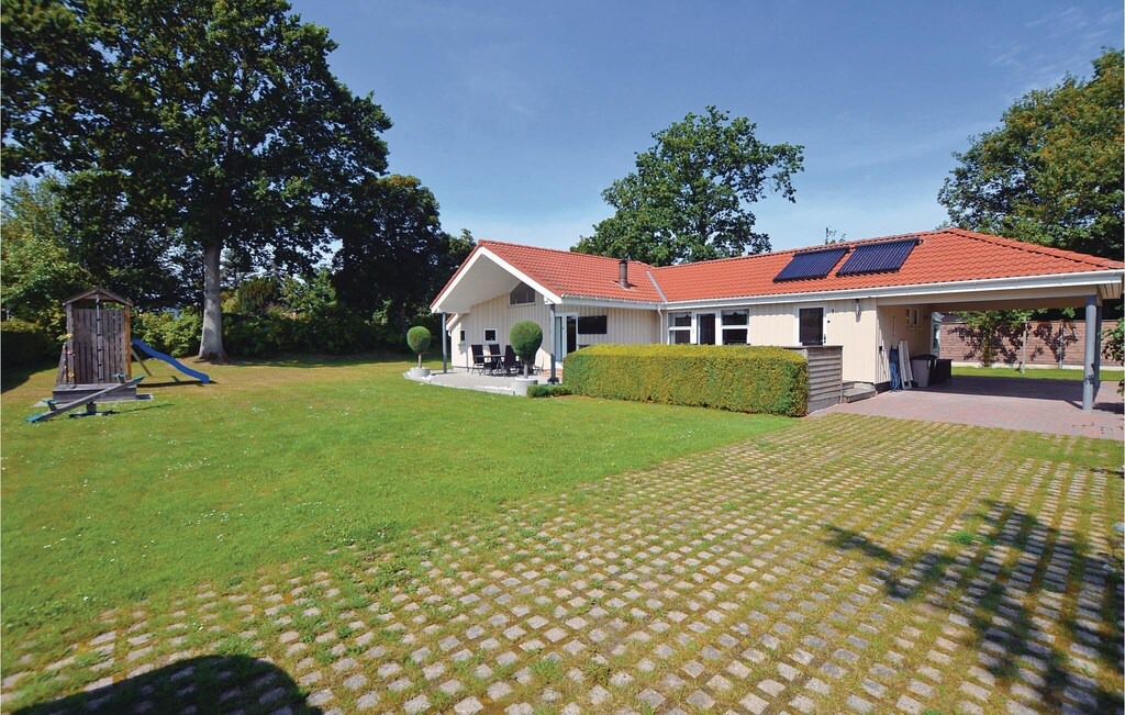 Photo of Buildings in Frørup