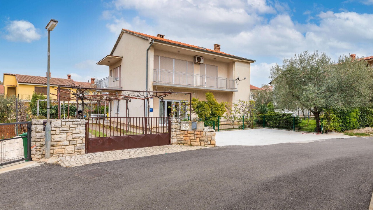 Photo of Outdoor in Valbandon