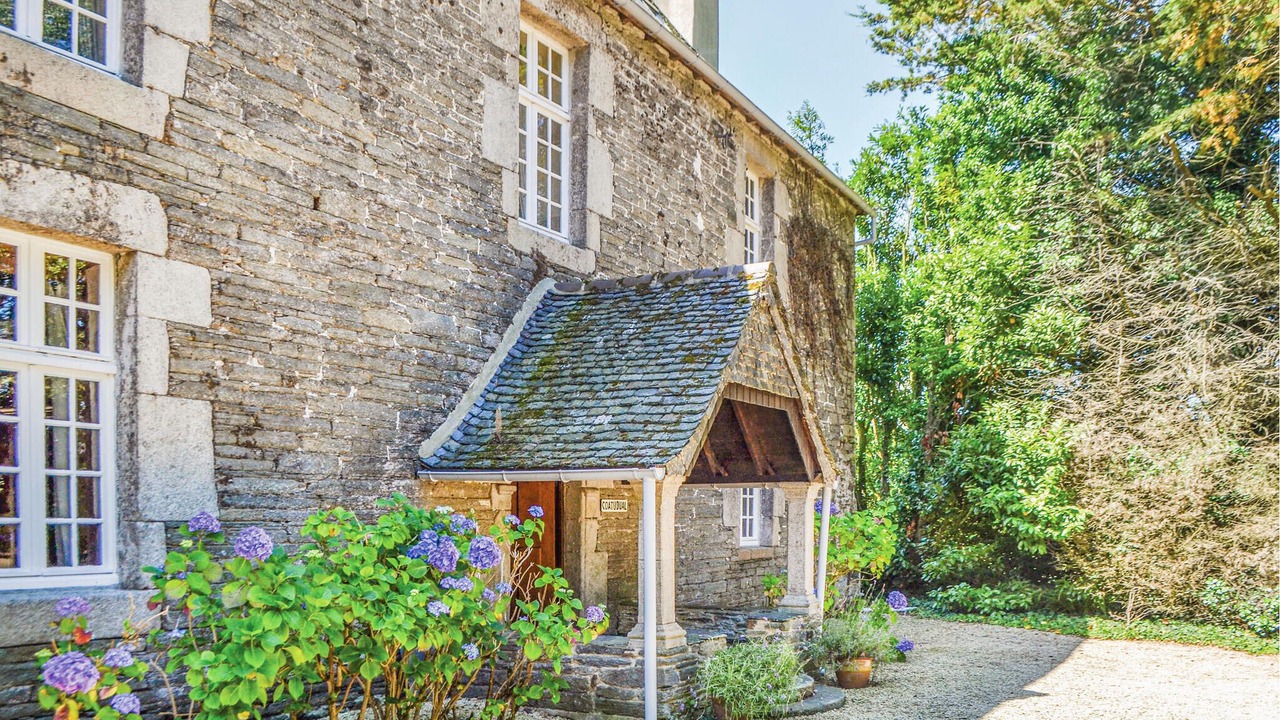 Photo of Outdoor in Taule