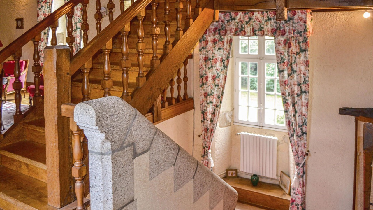 Photo of Others in Taule