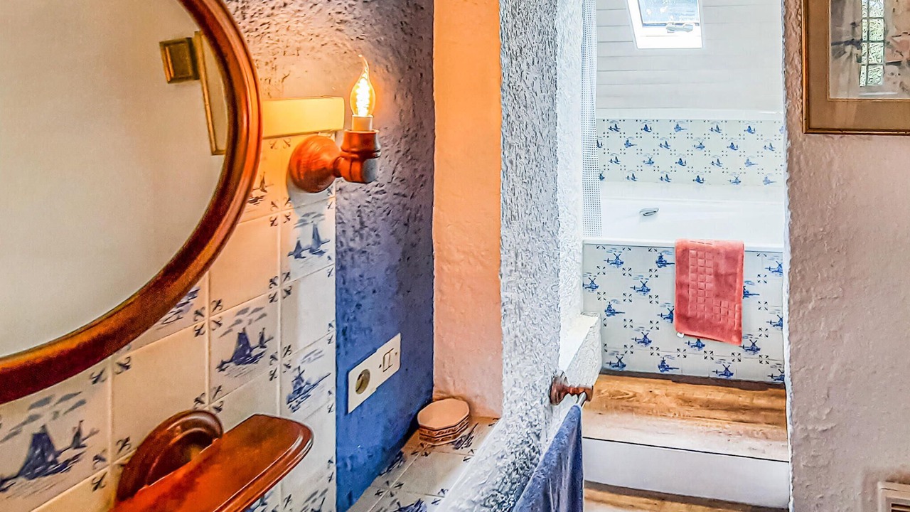 Photo of Others in Taule