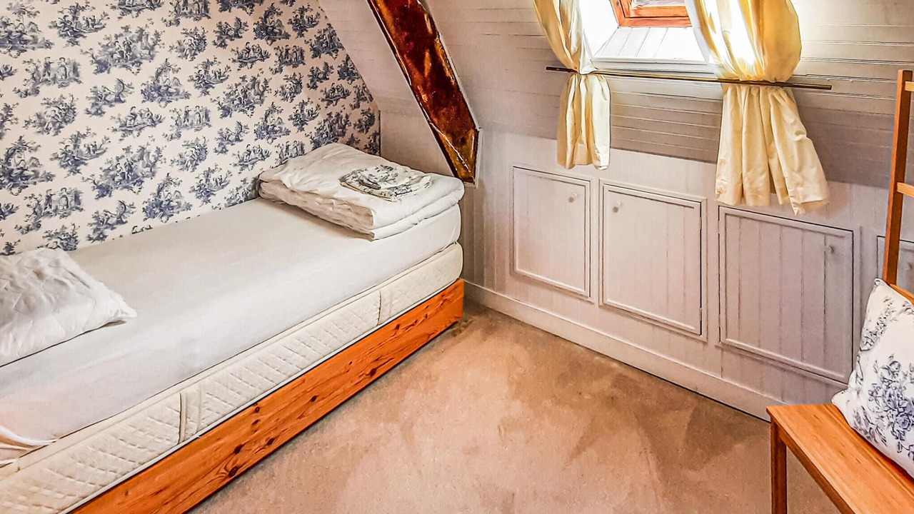 Photo of Others in Taule