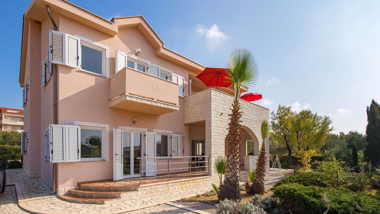 Photo of Outdoor in Barbat na Rabu