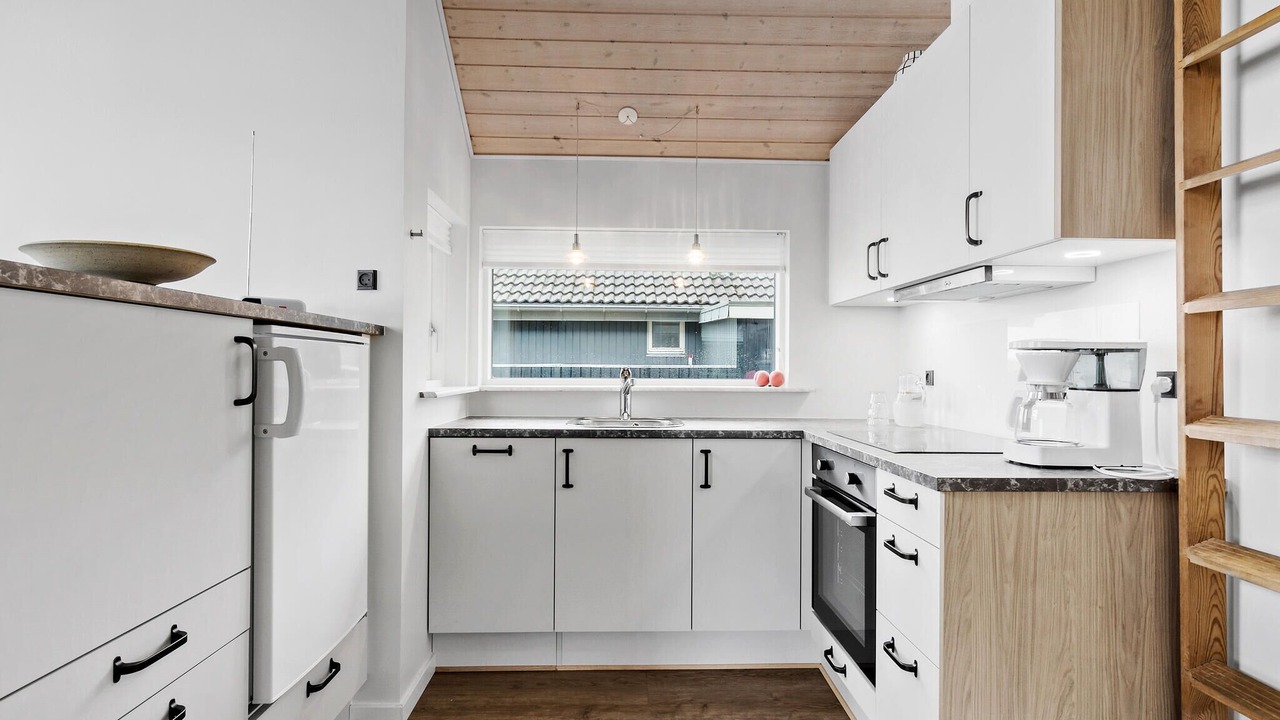 Photo of Others in Bjert