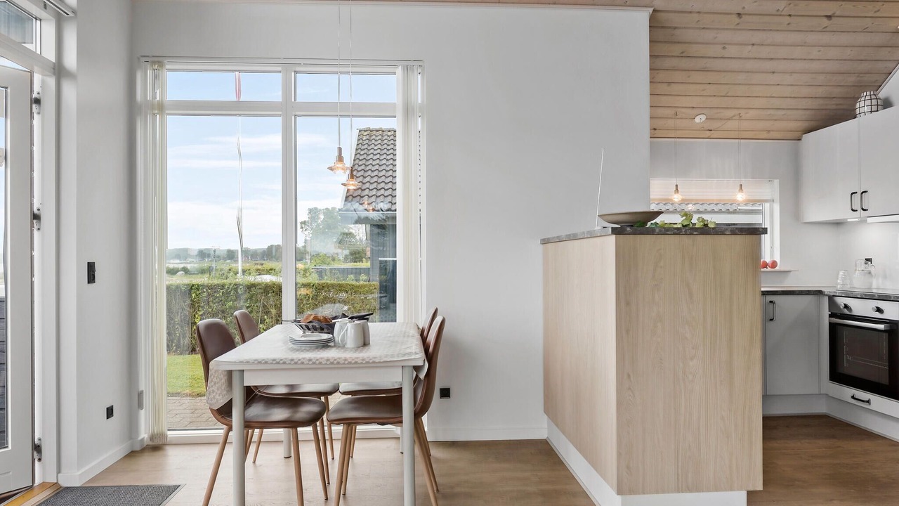 Photo of Others in Bjert