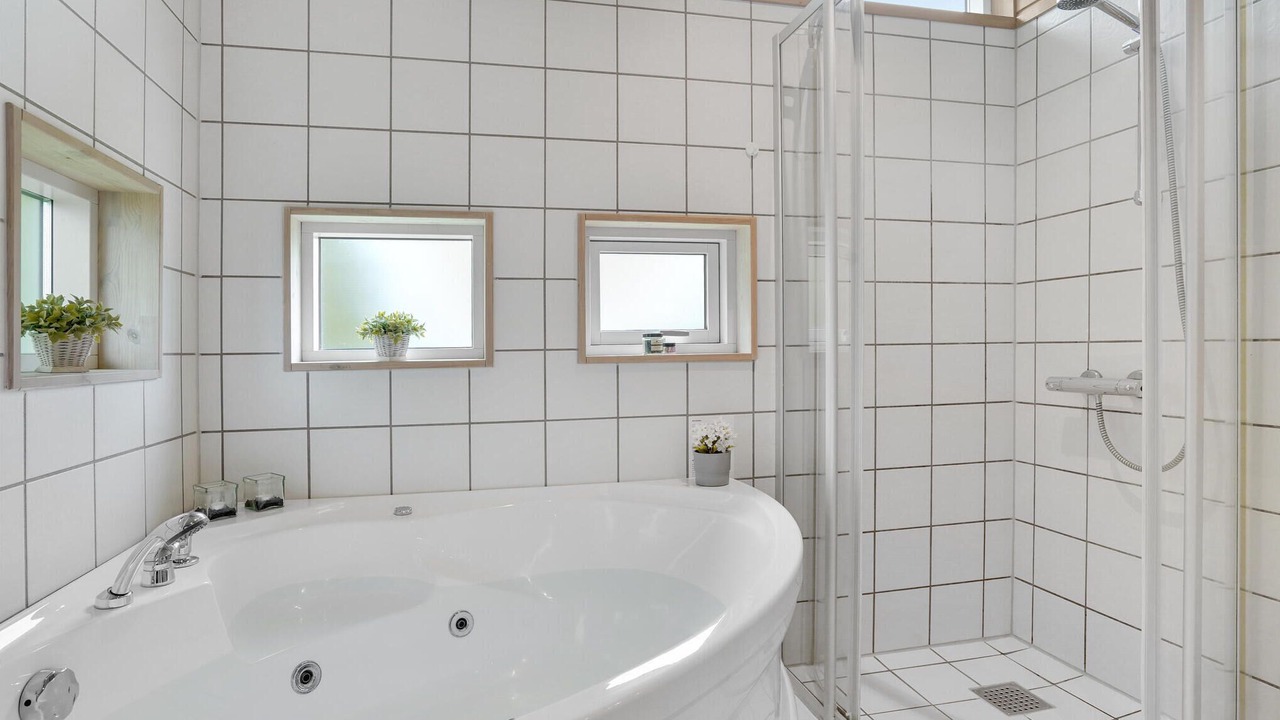 Photo of Bathroom in Bøtø By