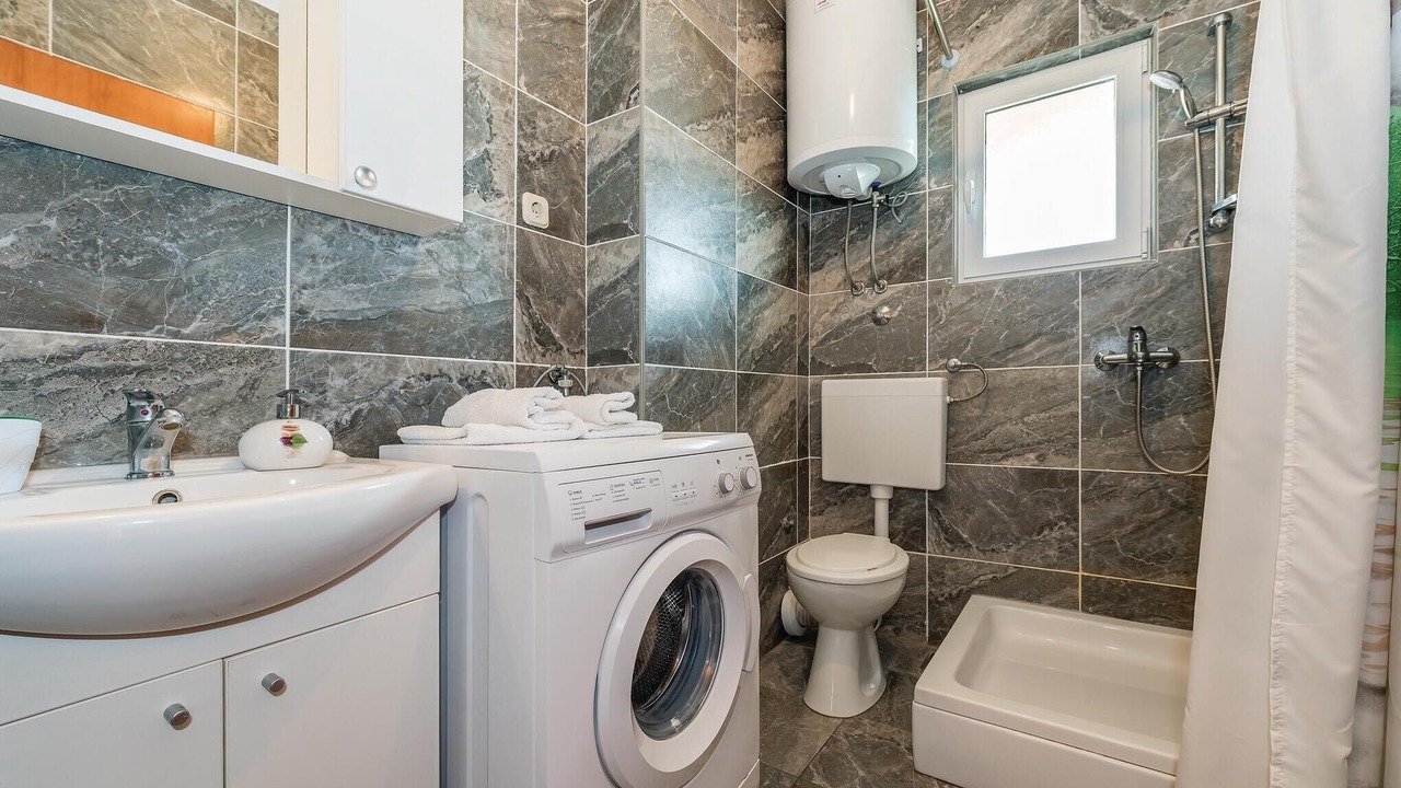 Photo of Bathroom in Raslina