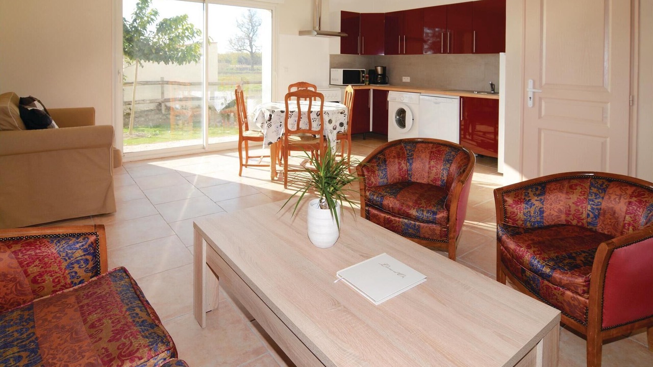 Photo of Bedroom in Le Sambuc